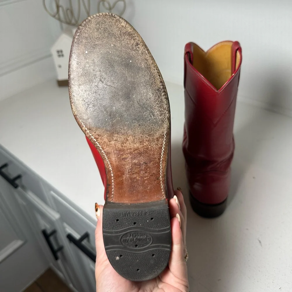 **SOLD**Justin Vintage Cherry Red Leather Western Boots Women's 6.5B Cowboy Boot - Picture 8 of 9